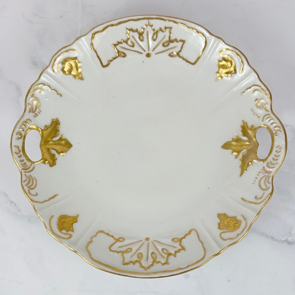 VTG Gilded Porcelain 9 1/4" Serving Plate with Handles and‎ Gold Leaf Design